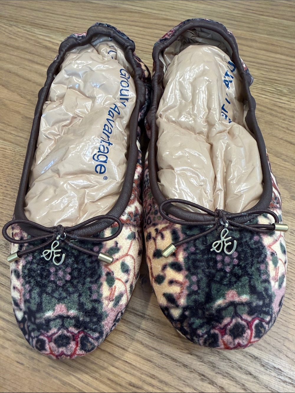 NWOB Sam Edelman Felicia Velvet Tapestry Ballet Flats Size 6.5